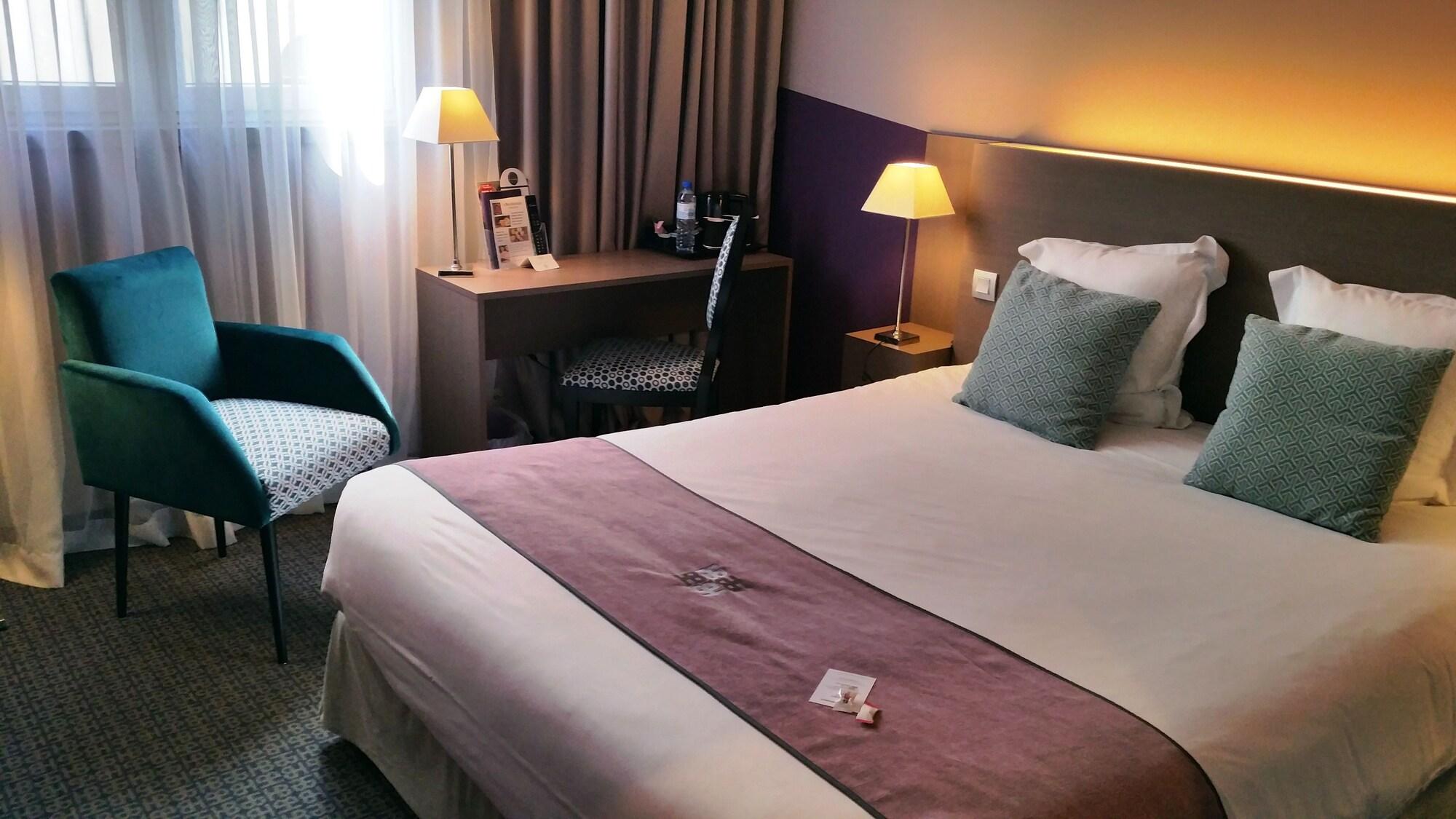 Best Western Hotel De La Breche Niort Exterior photo